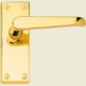 Victorian Straight Lever Latch Short Handles Polished Brass