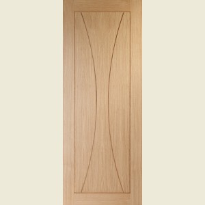 826 x 2040 x 40mm Verona Prefinished Oak Door